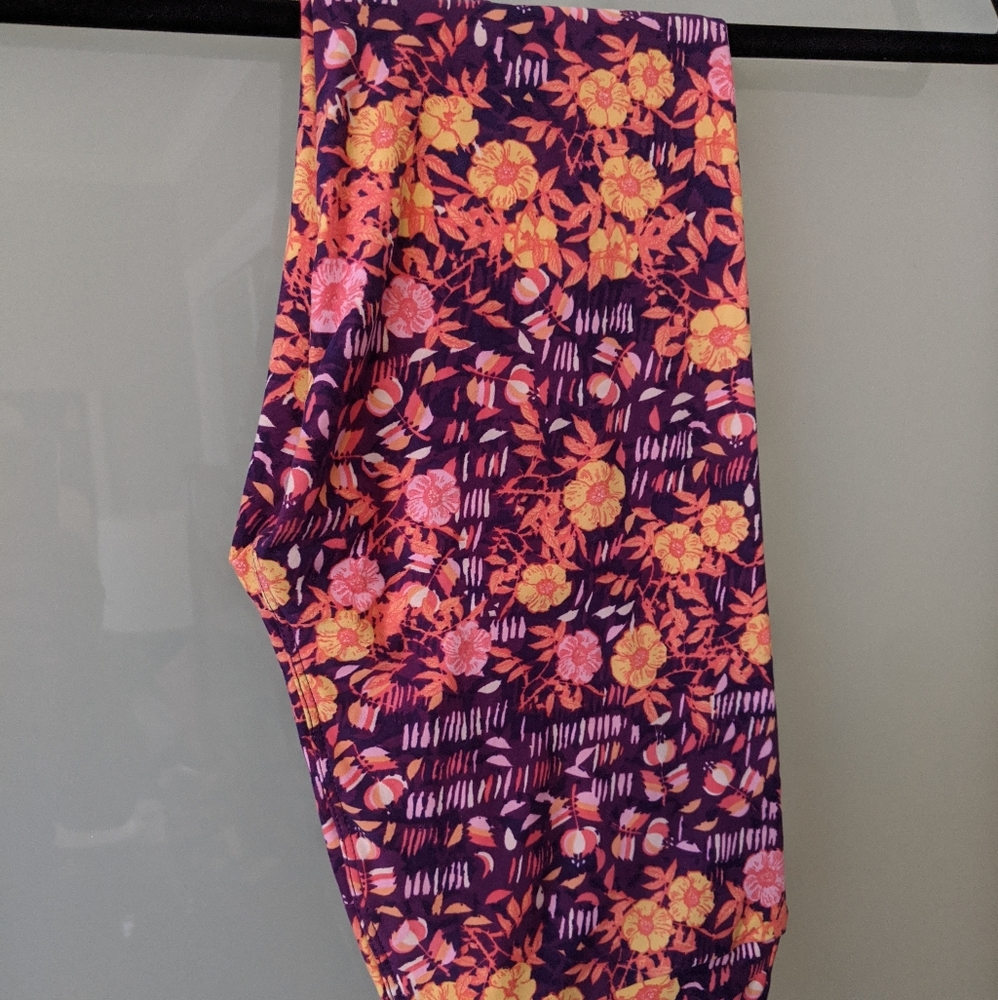 LulaRoe OS Leggings
